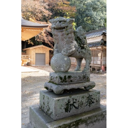 御調町大蔵地区艮神社の狛犬