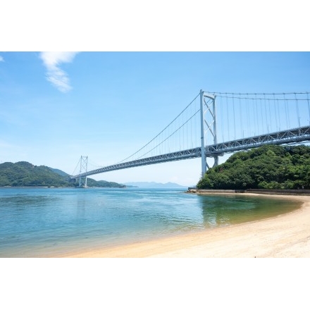 夏のしまなみ海道因島大橋