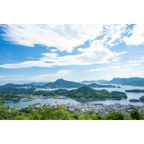 因島公園から見る夏の瀬戸内海