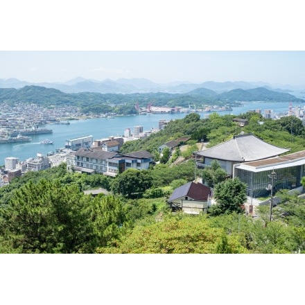 千光寺公園頂上展望台から見る夏風景