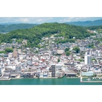 岩屋山から見る尾道の夏風景