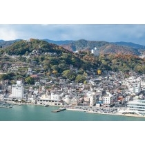 岩屋山から見る千光寺一帯の風景